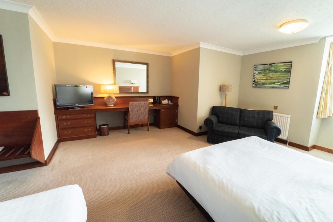 Littlebury Hotel Bicester Buitenkant foto