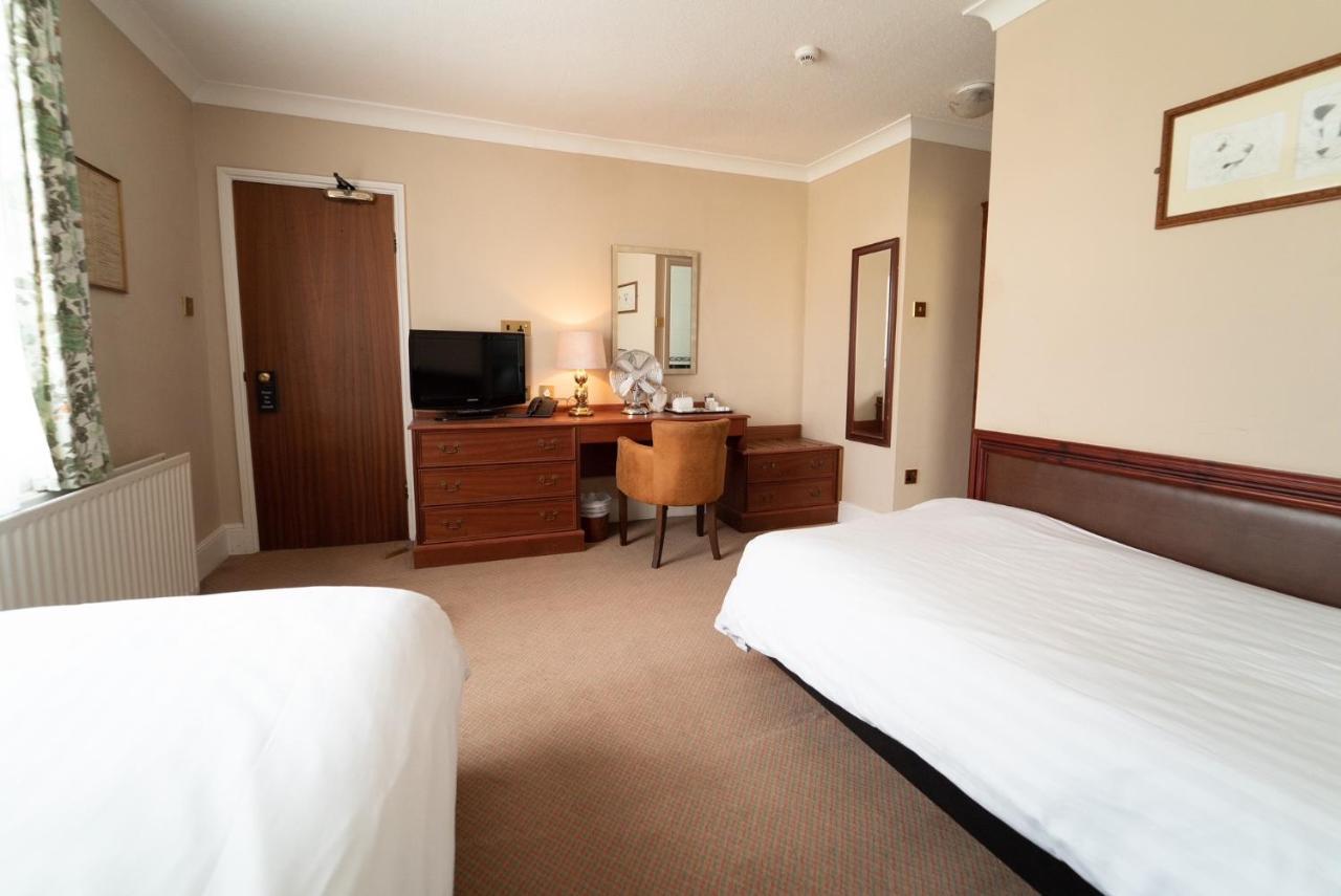 Littlebury Hotel Bicester Buitenkant foto