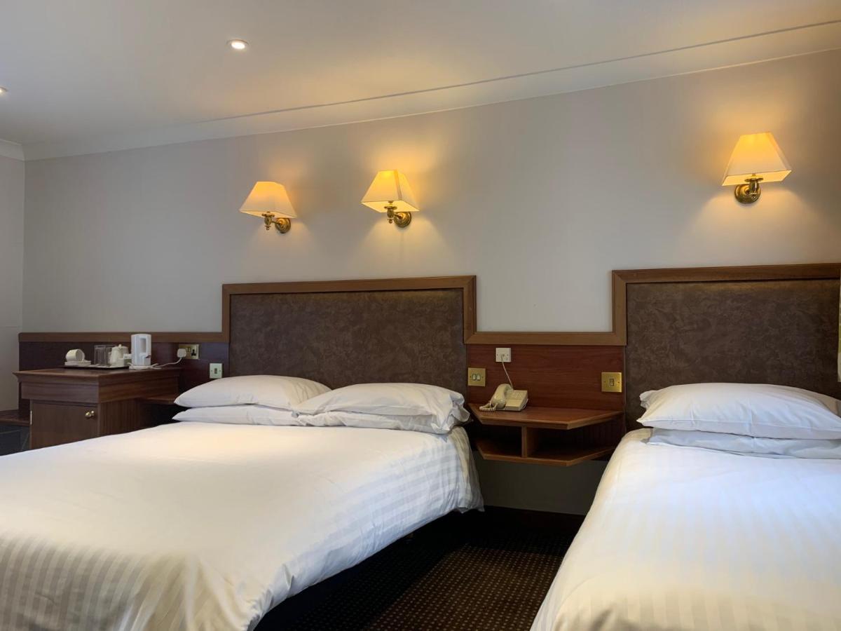 Littlebury Hotel Bicester Buitenkant foto